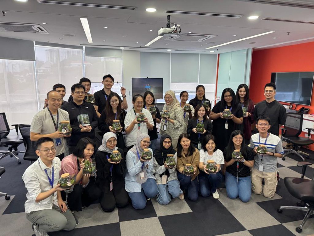 corporate terrarium workshop kuala lumpur terrarium teambuilding