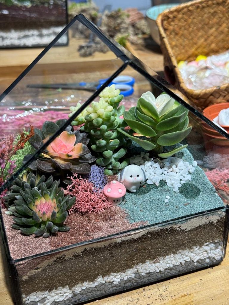 terrarium workshop mossarium malaysia teambuilding