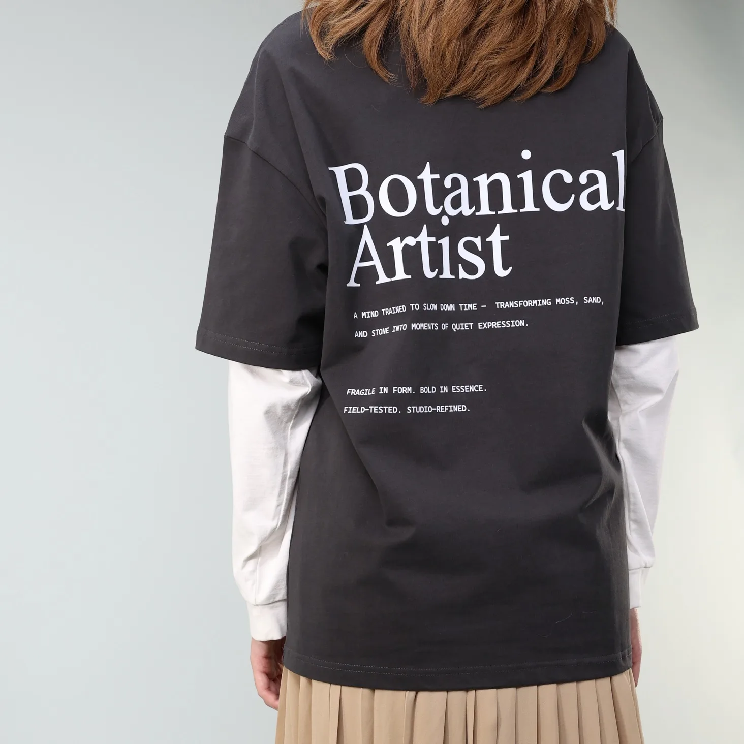 BOTANICAL ARTIST BACK VIEW model mossarium unisex tshirt